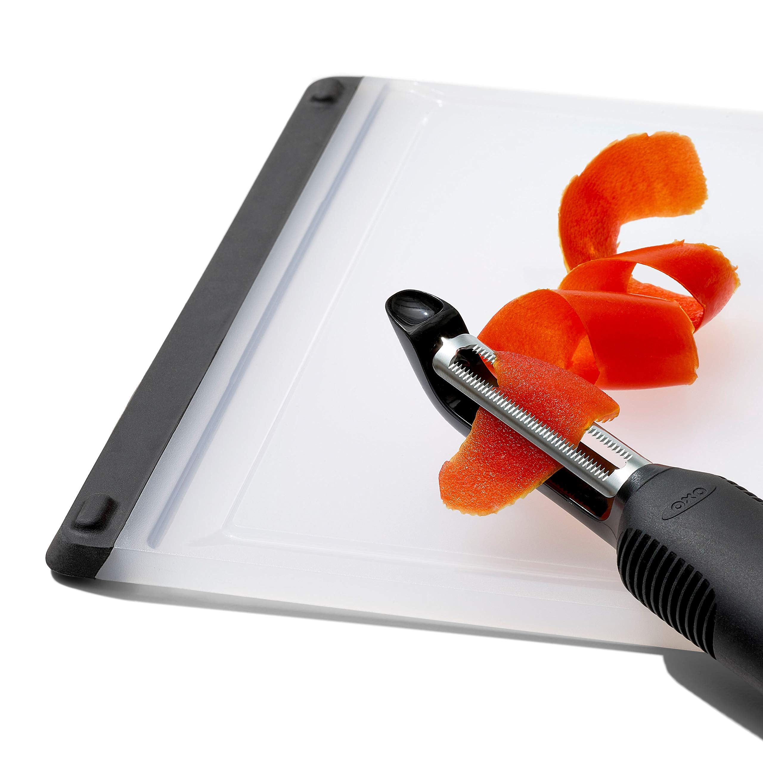 OXO Good Grips Pelador Serrado mango cómodo para uso continuo
