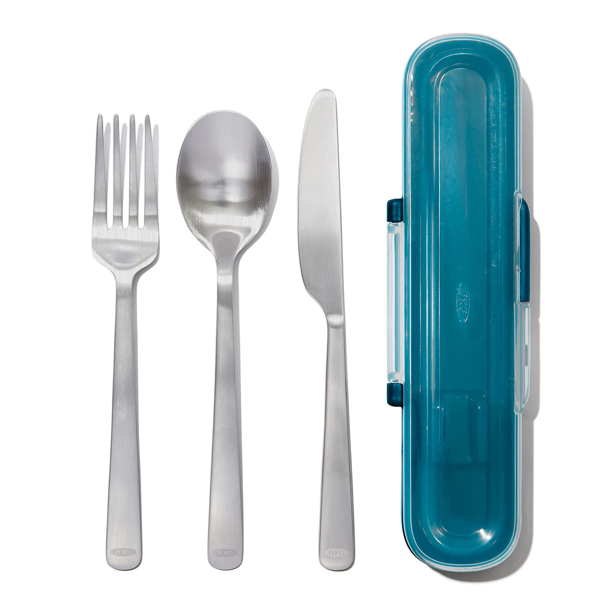 OXO Good Grips estuche compacto para llevar utensilios en picnic o trabajo.
