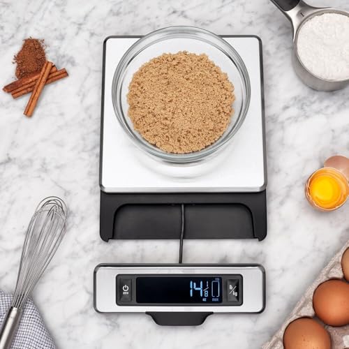OXO Good Grips Scale, pantalla desplegable para lecturas claras sin sombras.