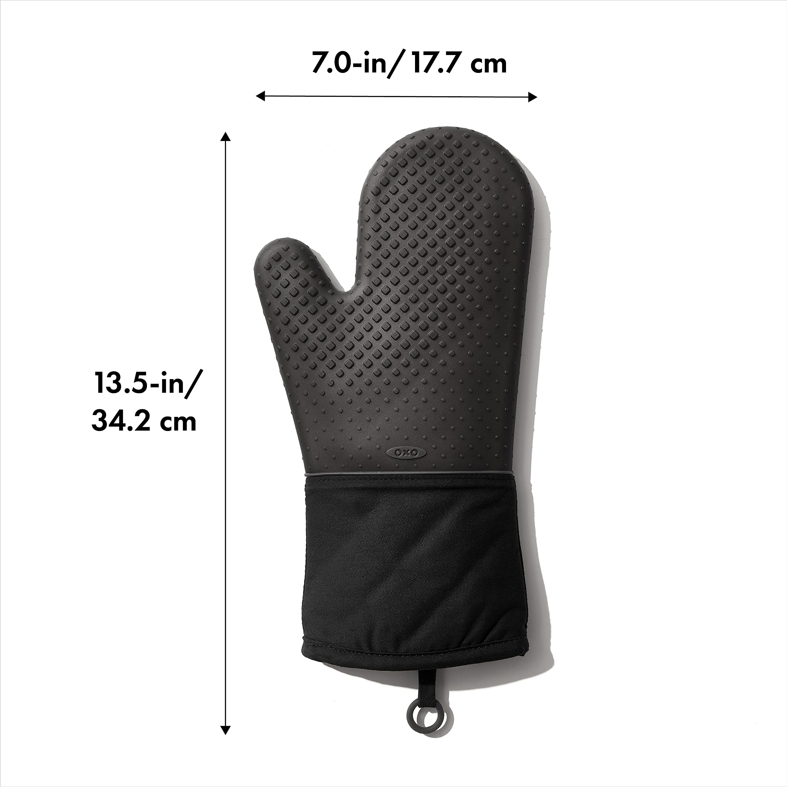 Guante OXO Good Grips resistente al calor para transiciones sin quemaduras.