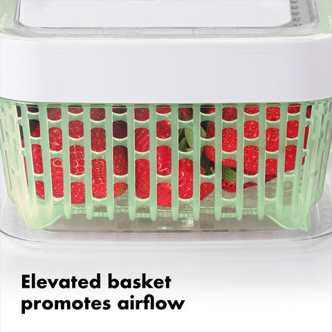 OXO Good Grips contenedor blanco con cesta interior elevada para mejor flujo de aire