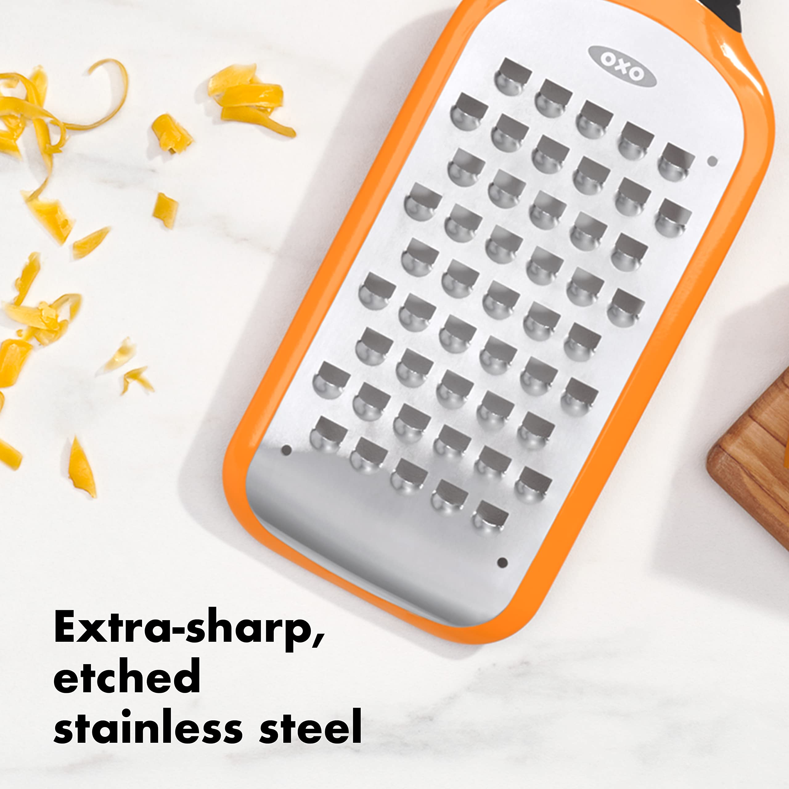 Superficie de rallado etchada de OXO Good Grips para patatas.
