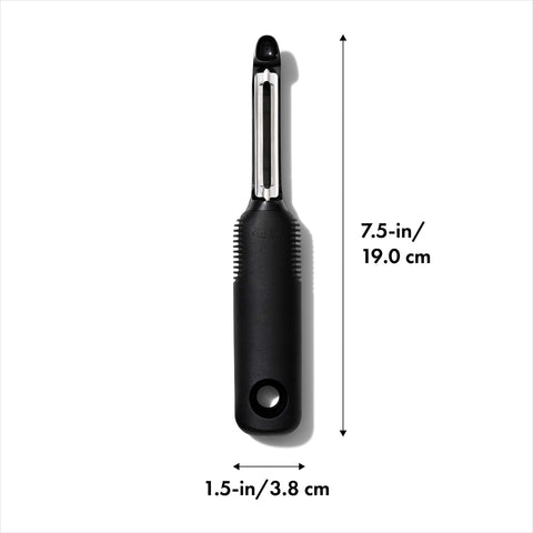 Pelador giratorio OXO Good Grips, manejo suave para pieles delicadas.