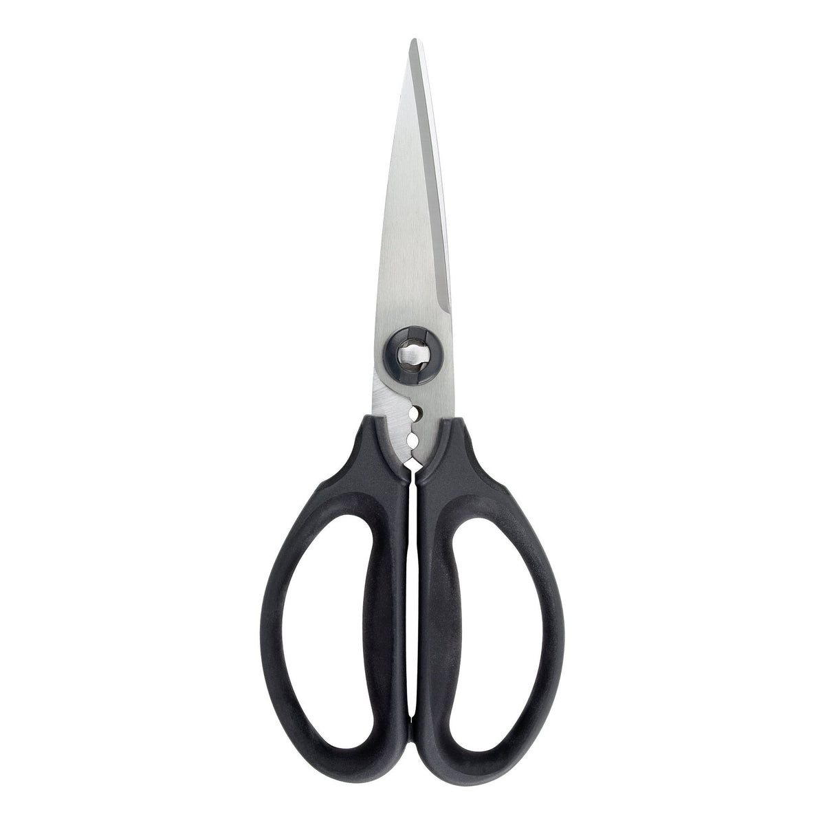 Tijeras de cocina OXO Good Grips muestran uso multiusos para carne y verduras.