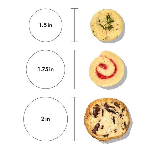 OXO masa en forma de cilindro lista para cortar sobre una tabla