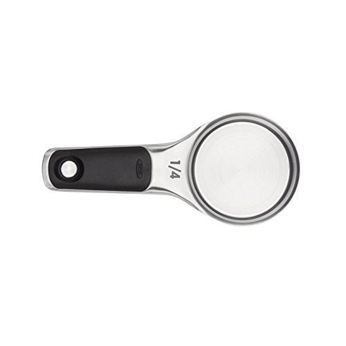 Tapas magnéticas de OXO para almacenamiento ordenado.