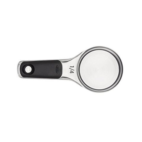 Tapas magnéticas de OXO para almacenamiento ordenado.