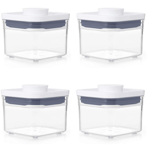 Conjunto de 4 contenedores OXO POP 0,4 qt cuadrados para almacenamiento compacto.