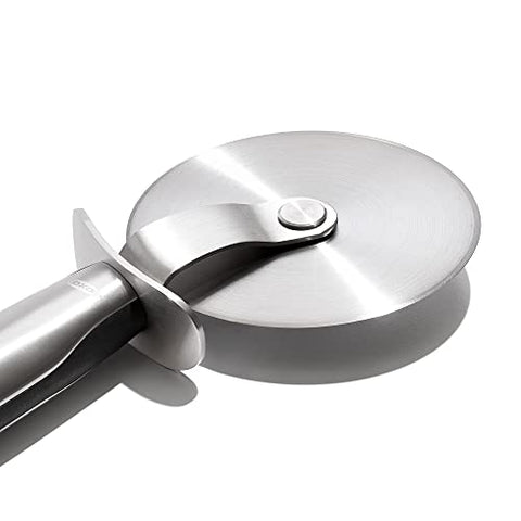OXO puntos de agarre suaves para control cómodo y seguro.