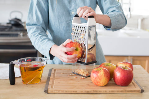 OXO Good Grips Box Grater, diseño compacto para cajones.