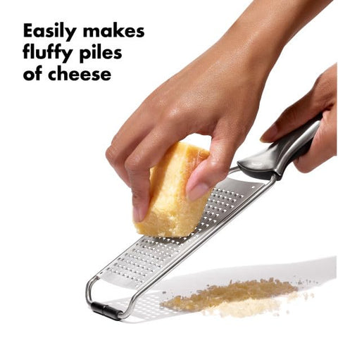 OXO Steel Grater: rallado de limón para aderezos caseros