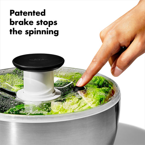 OXO Steel Salad Spinner bol-inoxidable-para-servir ideal en mesa.