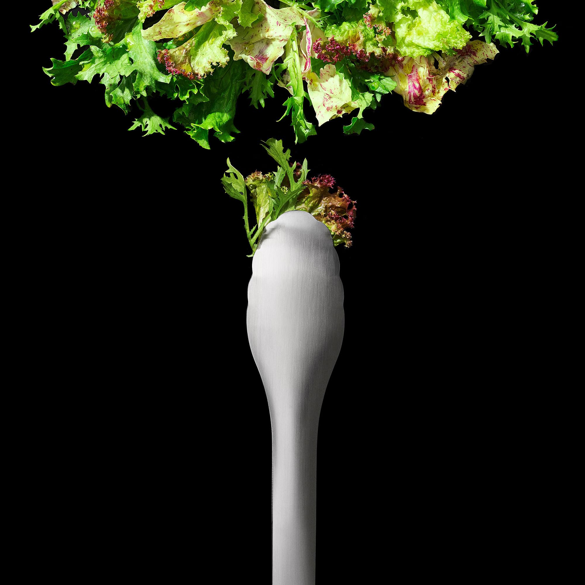 OXO pinzas de acero, ideales para ensaladas y platos al momento.
