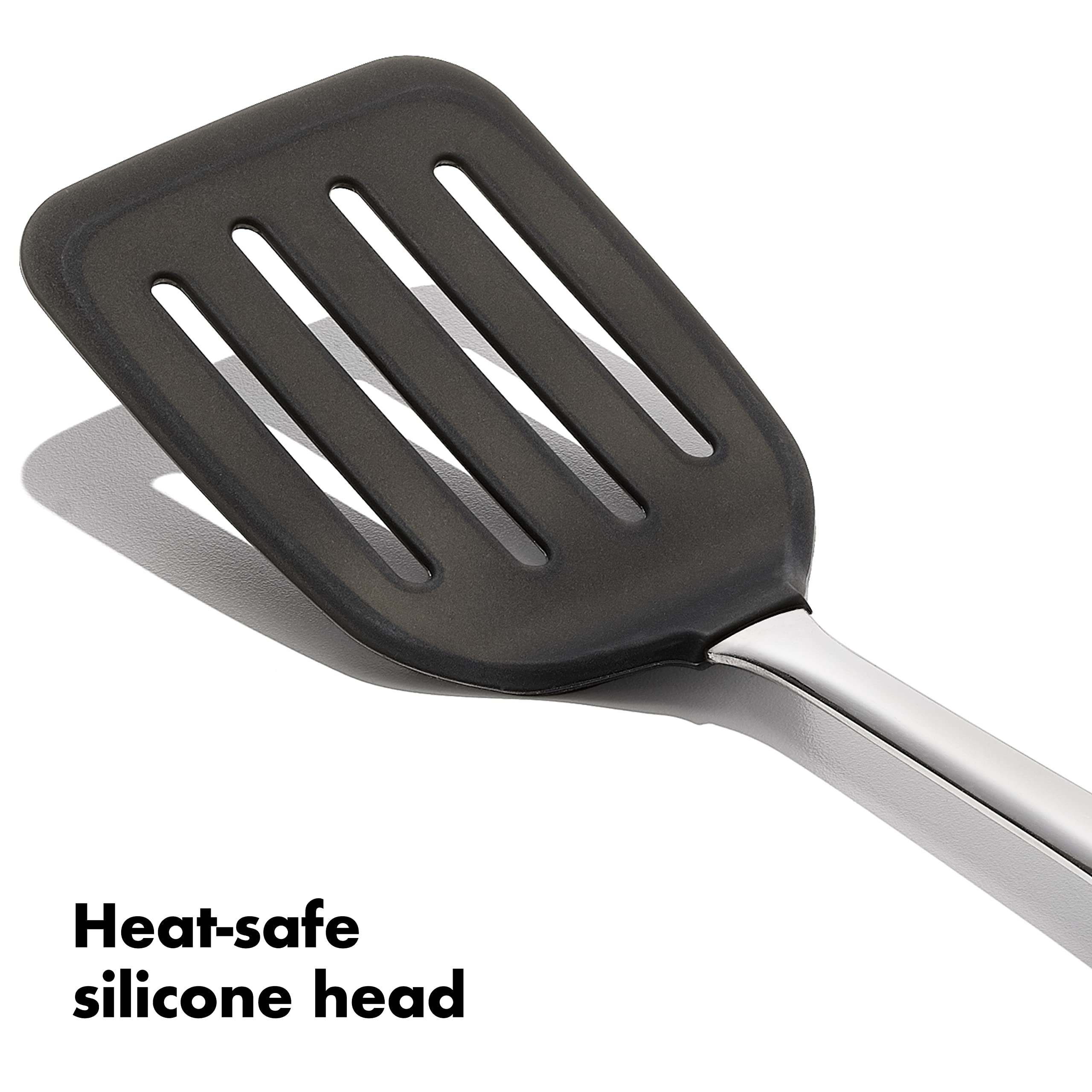 OXO Steel: facilita llevar de la sartén al plato con precisión.