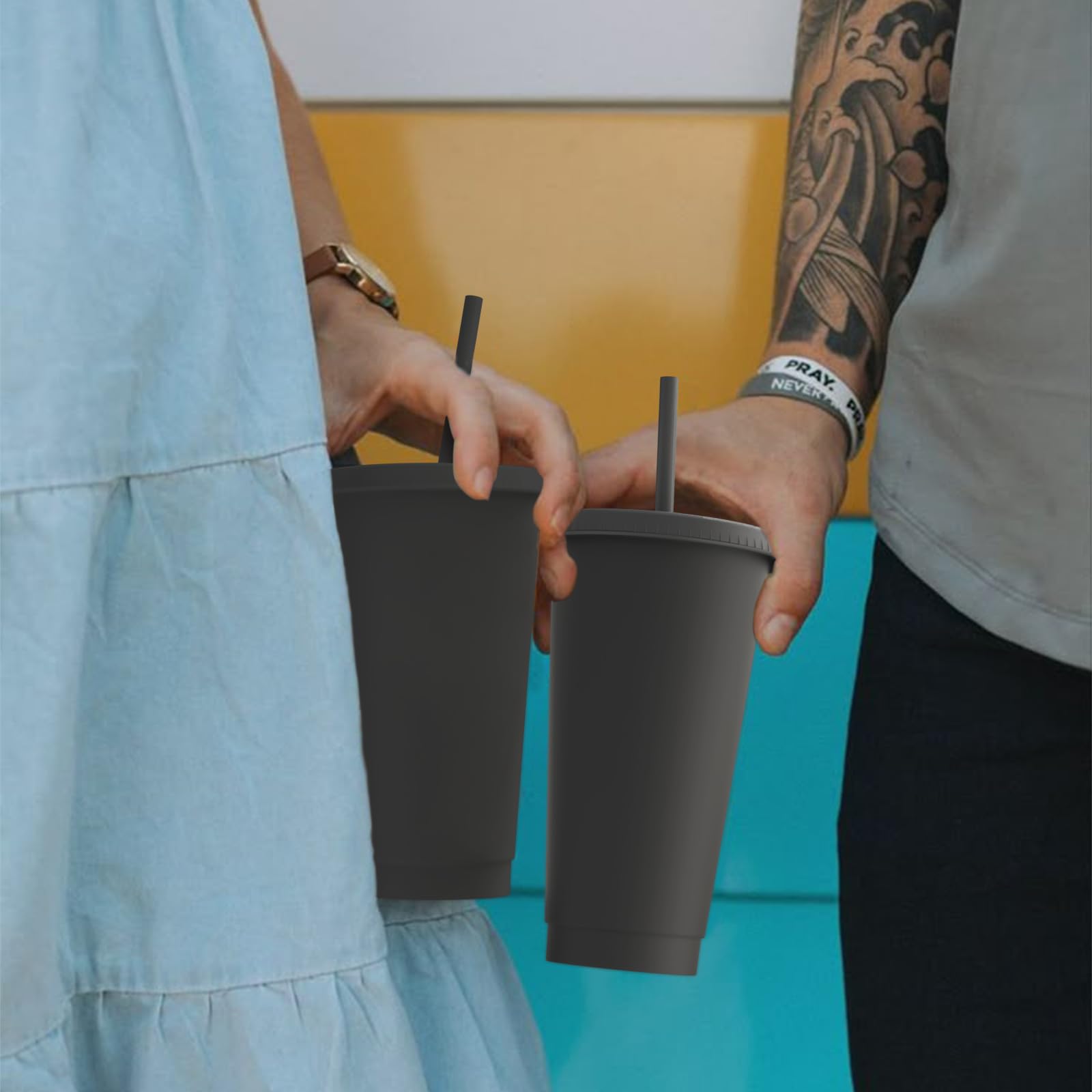 Ideal para fiestas al aire libre, camping y uso familiar.