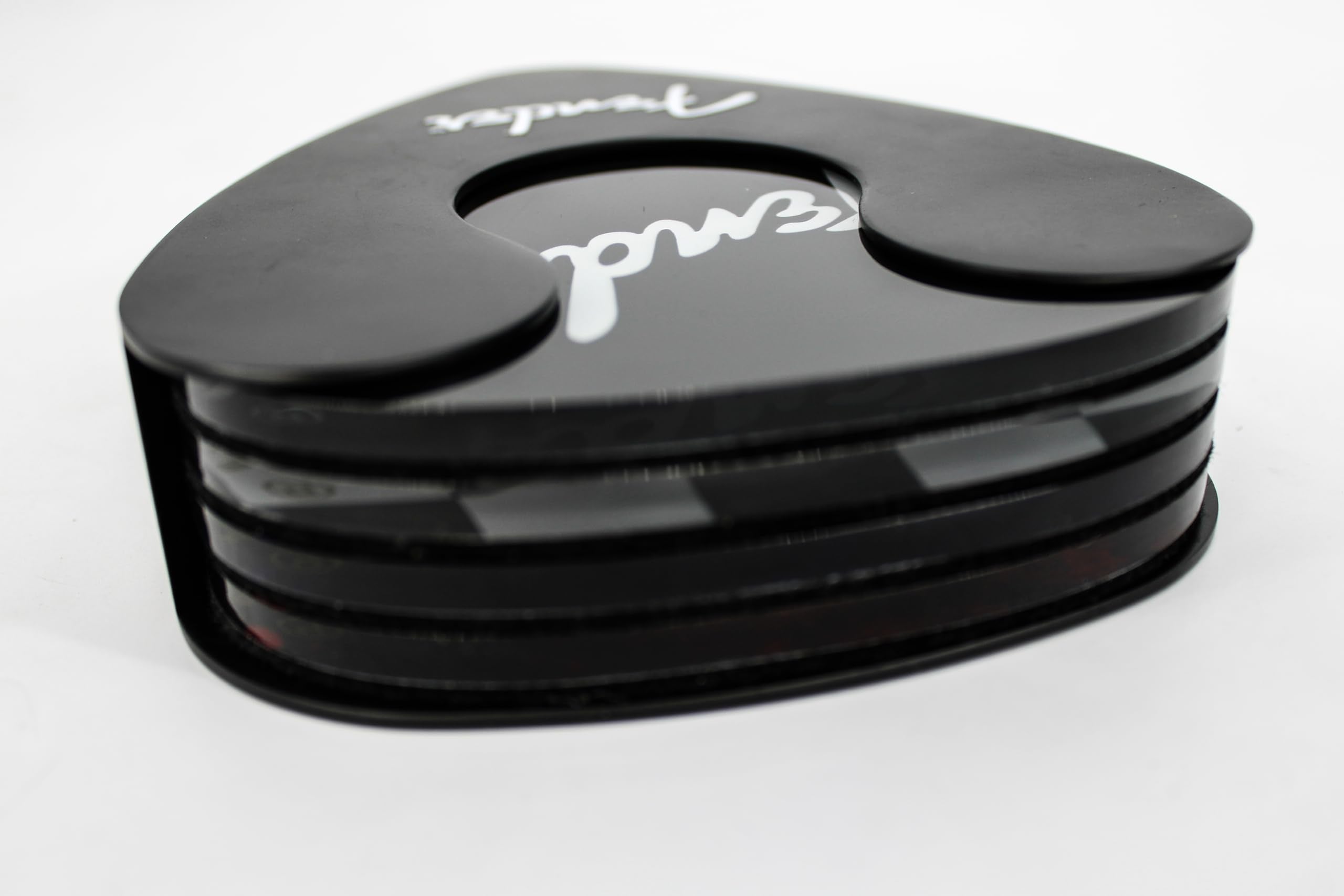 P Pluginz posavasos Fender forma púa, diseño icónico para amantes de la guitarra.