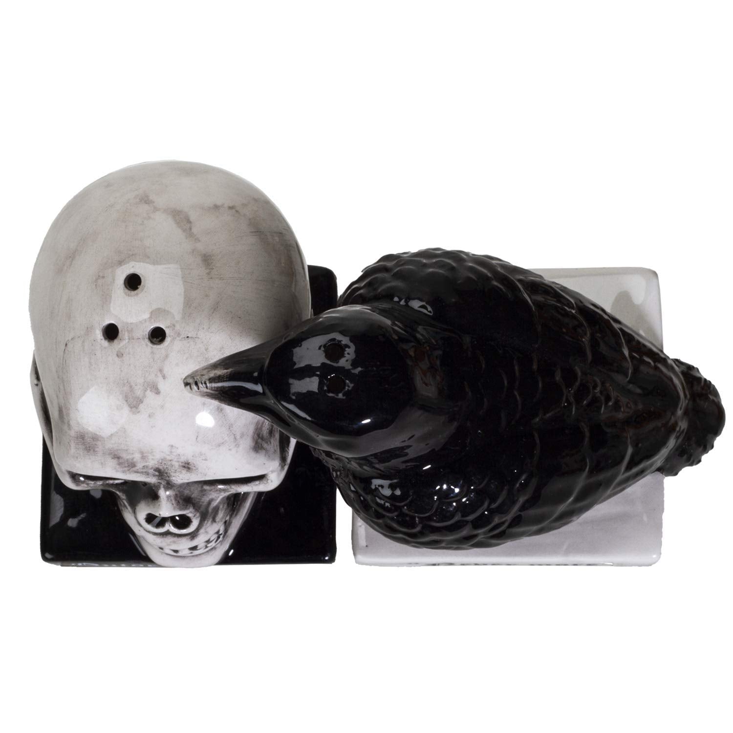 Salero y pimentero magnéticos de Pacific Giftware para un almacenamiento cómodo.