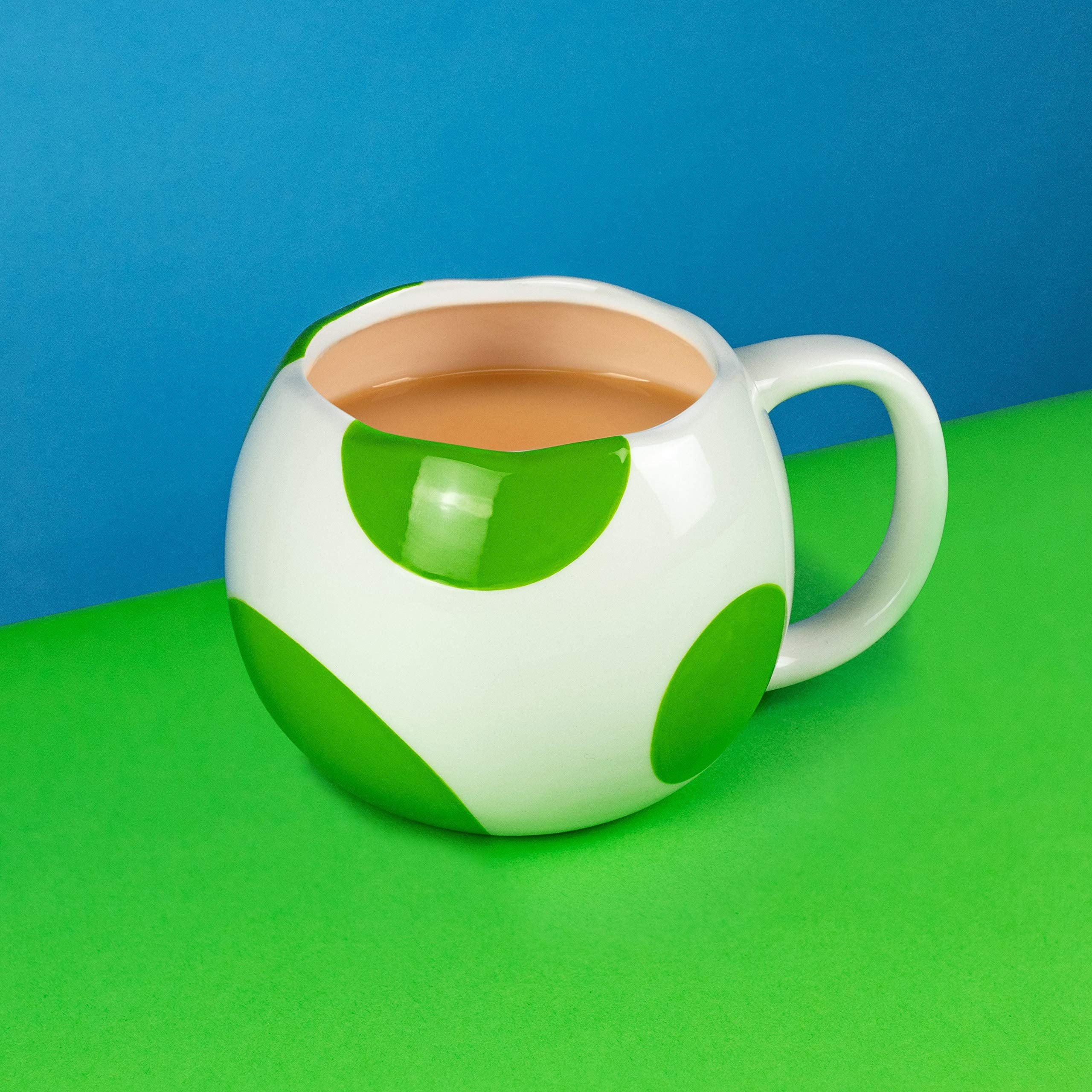 Taza Paladone Yoshi licenciada por Nintendo, opción ideal para fans