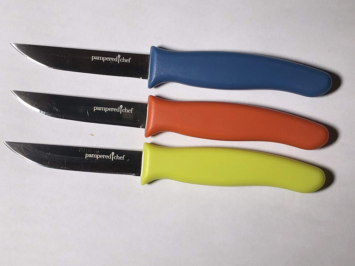 Pampered Chef juego de 3 cuchillos para pelar, ideal para tareas de precisión en la cocina.