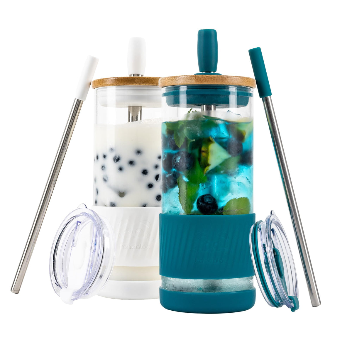 Pandaloo vaso de vidrio con tapa y pajilla, ideal para café frío y bebidas.