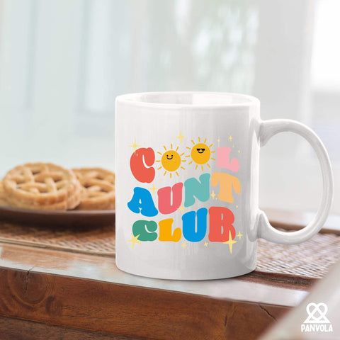 Usos de escritorio: Panvola Cool Aunt Club 11oz como portalápices o decoración