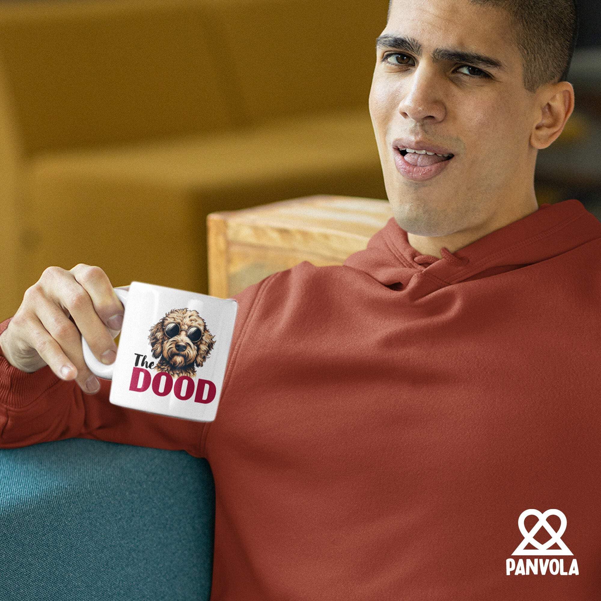 Uso versátil: taza para bebidas o soporte en la mesa.