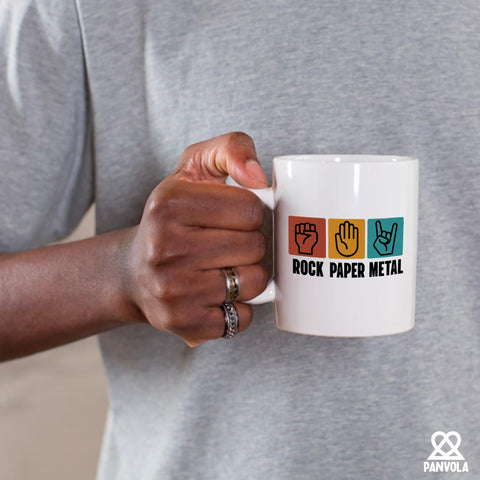 Taza Panvola Rock Paper Metal uso en oficina, perfecto para pausas con café