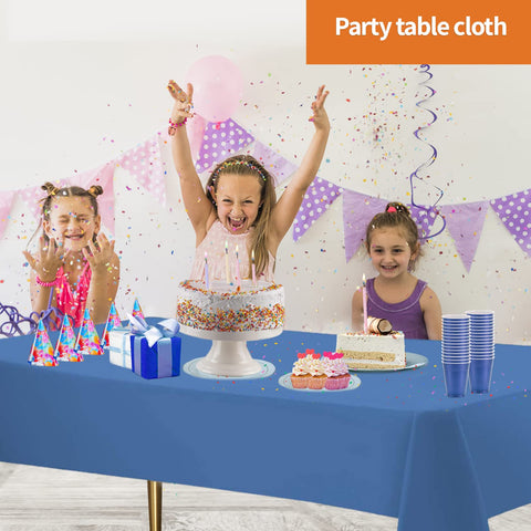 Mantel azul decorativo Party Dimensions, diseño pre-cortado para montaje rápido