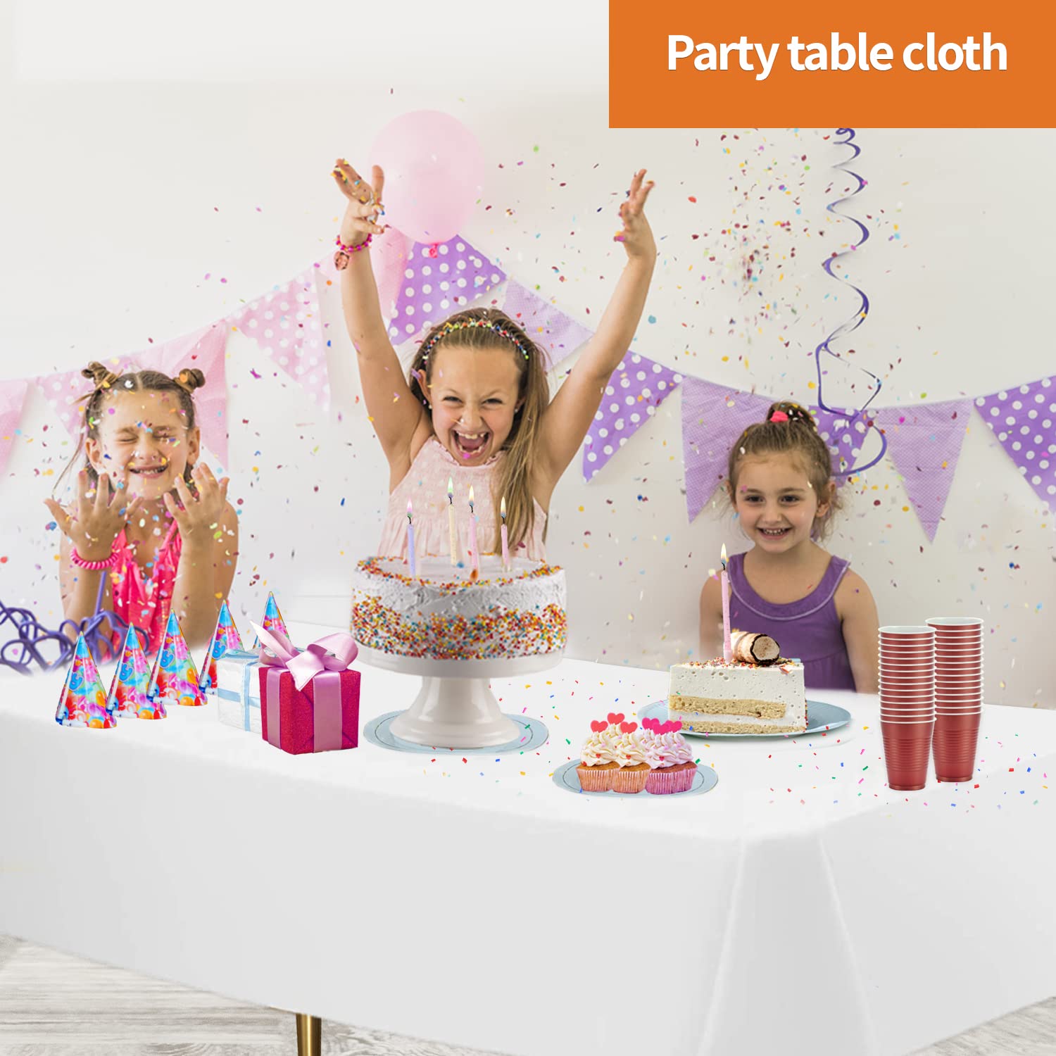 Mantel plástico blanco Party Dimensions para fiestas y eventos versátiles.