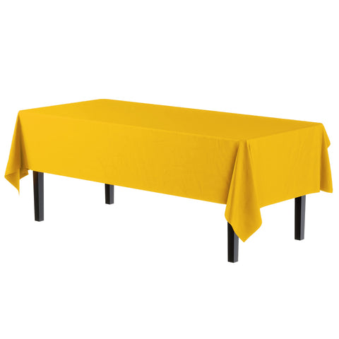 Ambientación de mesa con Party Solids, mantel amarillo para banquetes.