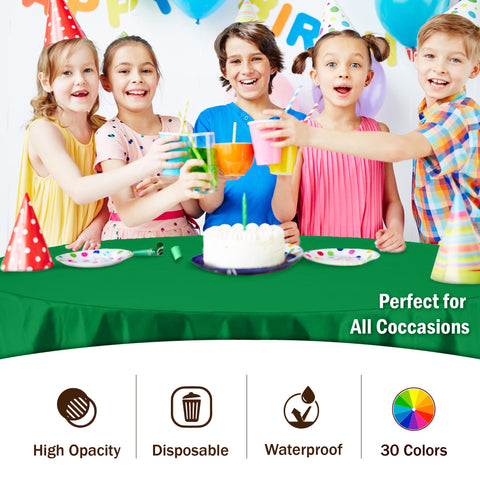 Mantel plástico resistente Party Solids para cobertura duradera de mesas en eventos.