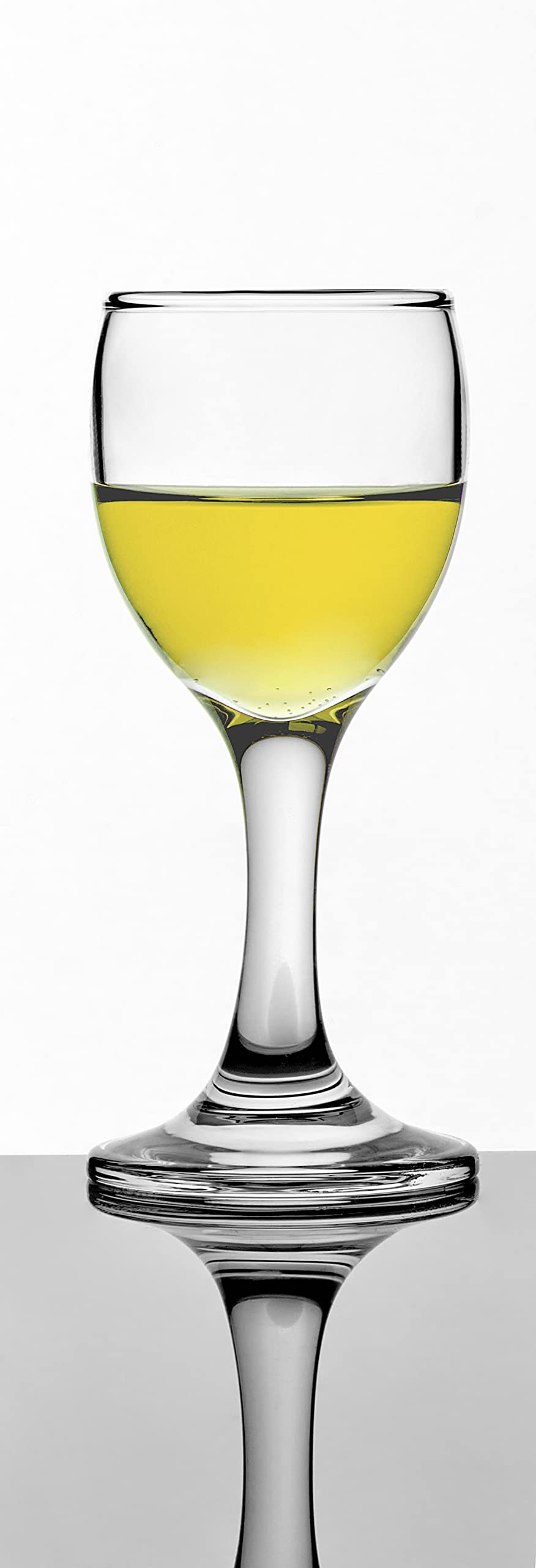 Copas de licor mini Pasabahce Bistro, cristal translúcido para brindis elegantes