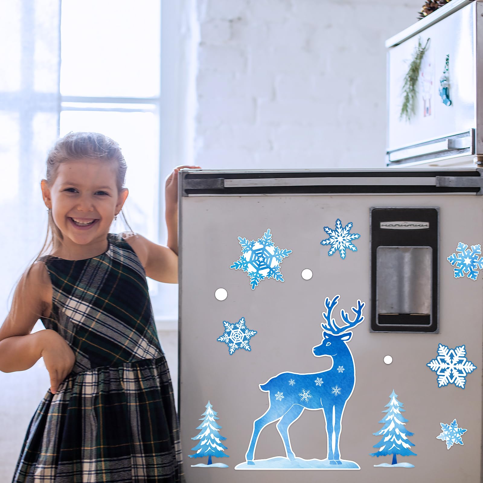 Pasimy particulas de nieve para coche o nevera, decoracion versatil.