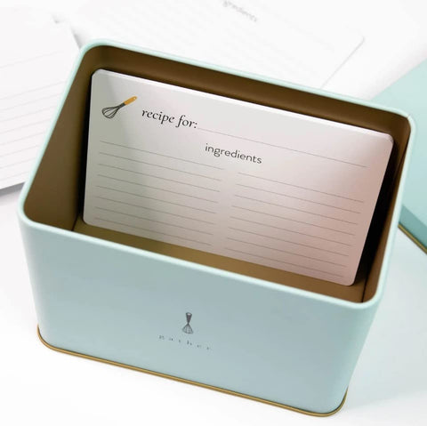 Passionate Penny Pincher, caja de recetas de acero pesado, ideal para conservar historias familiares.