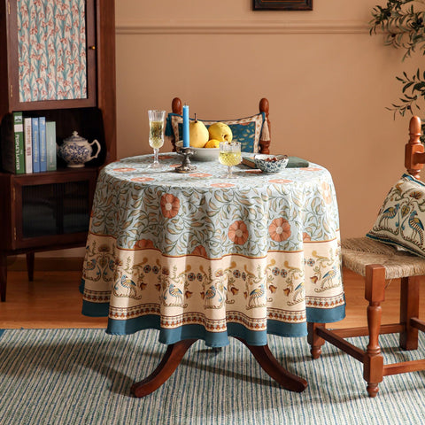 Patdrea estampado floral vintage azul, añade encanto vintage a cualquier mesa.