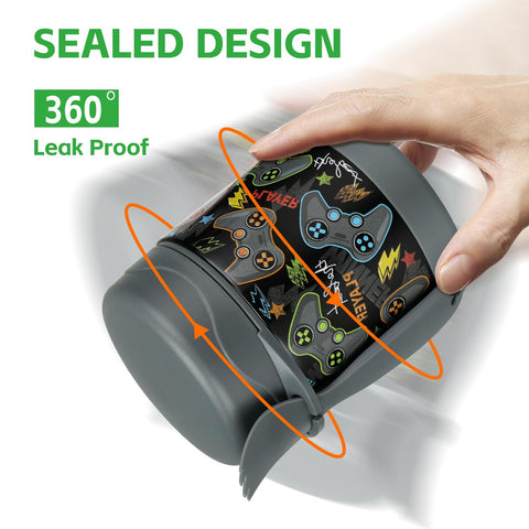 Diseño colorido y tamaño compacto para la mochila escolar.