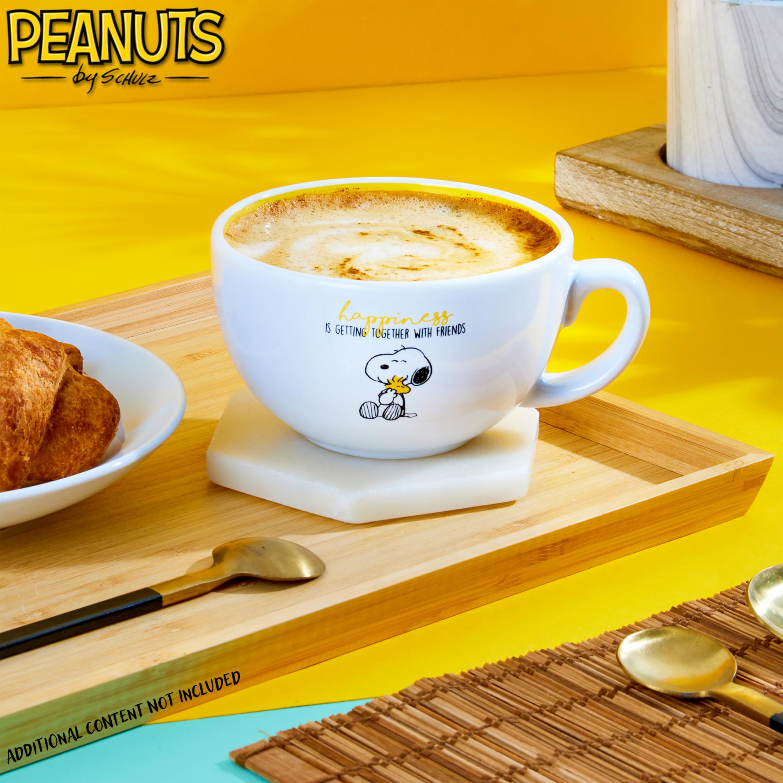 Peanuts Snoopy taza cerámica amarilla, perfecta para té de la mañana