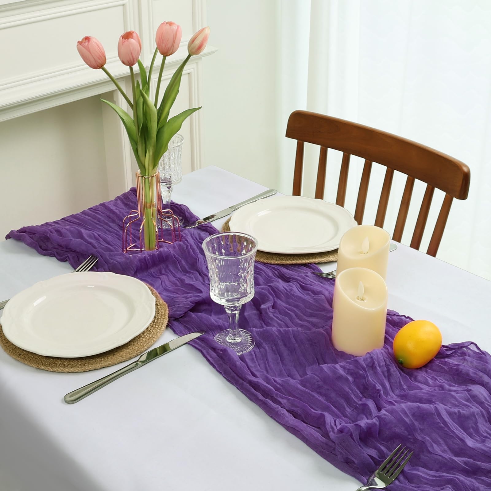 Mantel Pepmily gasa morada crea ambiente romántico para bodas.
