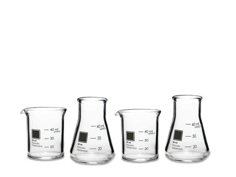 Periodic Tableware vasos chupito de laboratorio en borosilicato con porciones precisas.