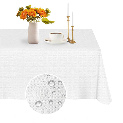 Mantel rectangular blanco de PETFNS protege la mesa de derrames para un evento limpio