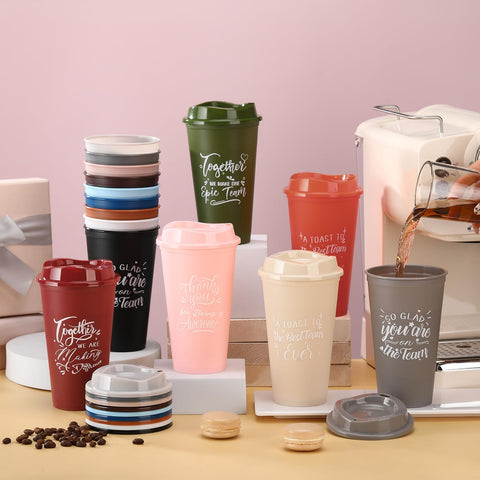 Taza Pickmesh con mensajes inspiradores para motivar al equipo durante el día.