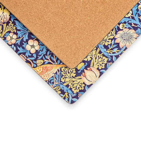 Mantel de Pimpernel Morris & Co con motivo de aves, ideal para cenas familiares.