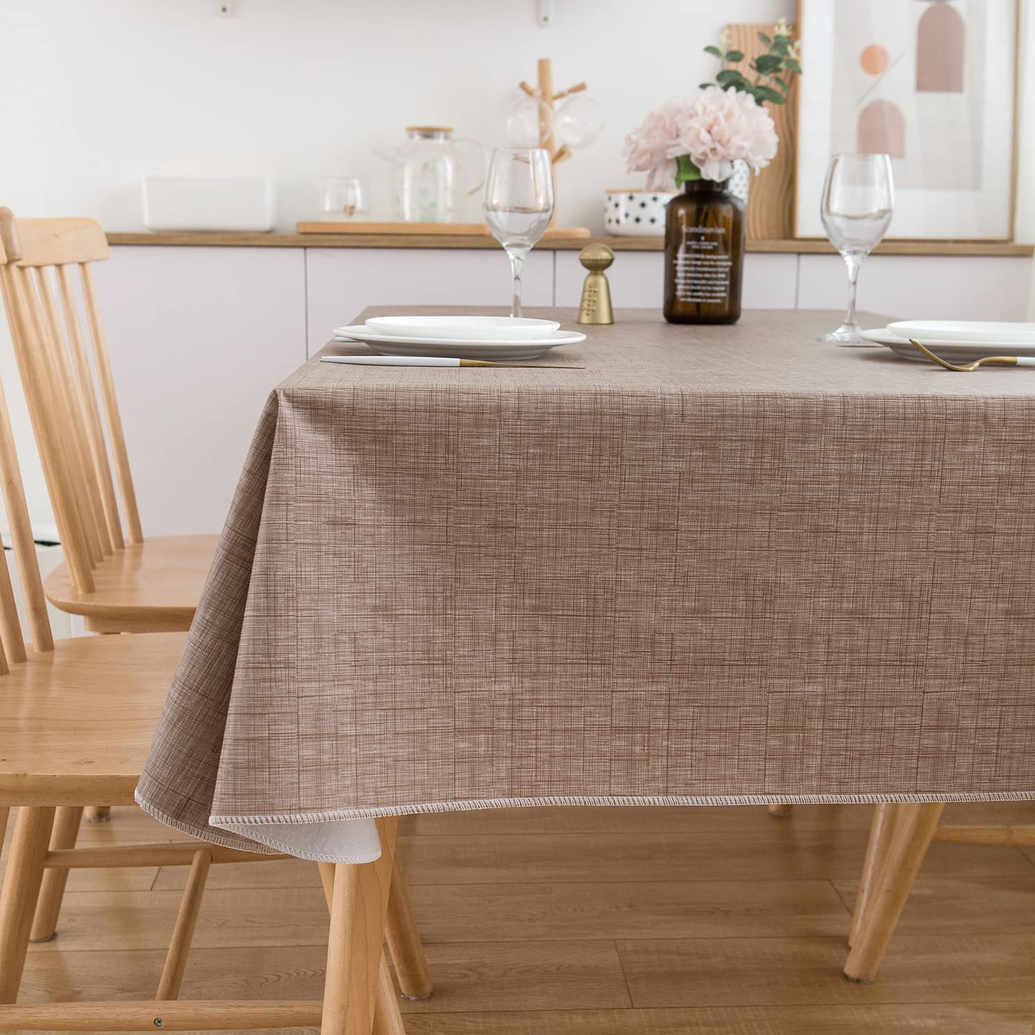 Pioggia mantel fácil de cuidar, limpieza rápida con paño húmedo.