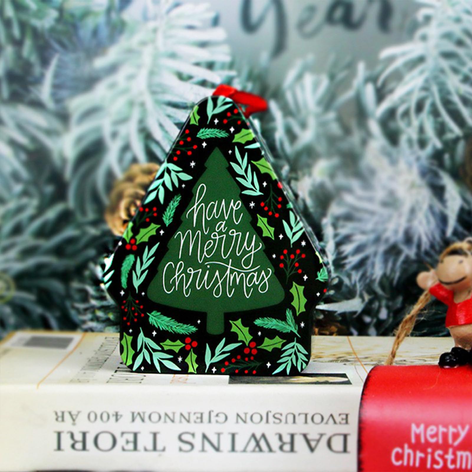 Plcnn caja navideña con forma de casa para colgar en el árbol