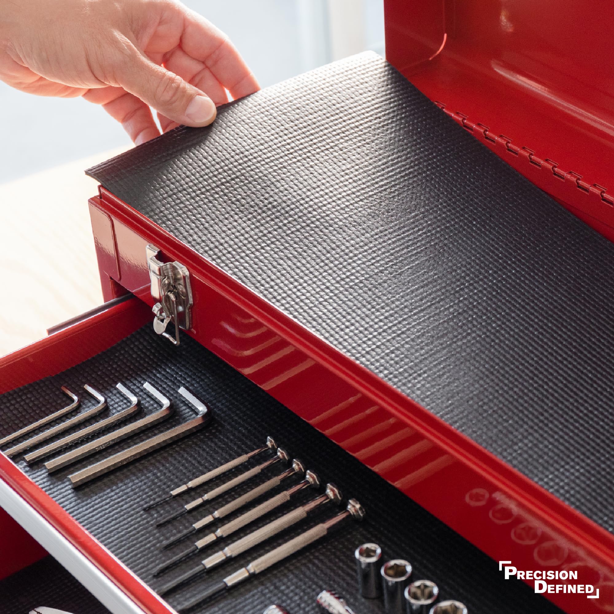Precision Defined: forro de dimensiones 22 ft x 30 in para cajones amplios.