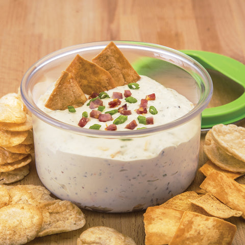 Guacamole servido directamente desde ProKeeper para mesa elegante.