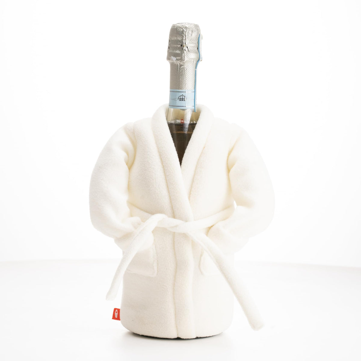 Puffin Resort Robe mantiene fría la botella de champán, ideal para exteriores.
