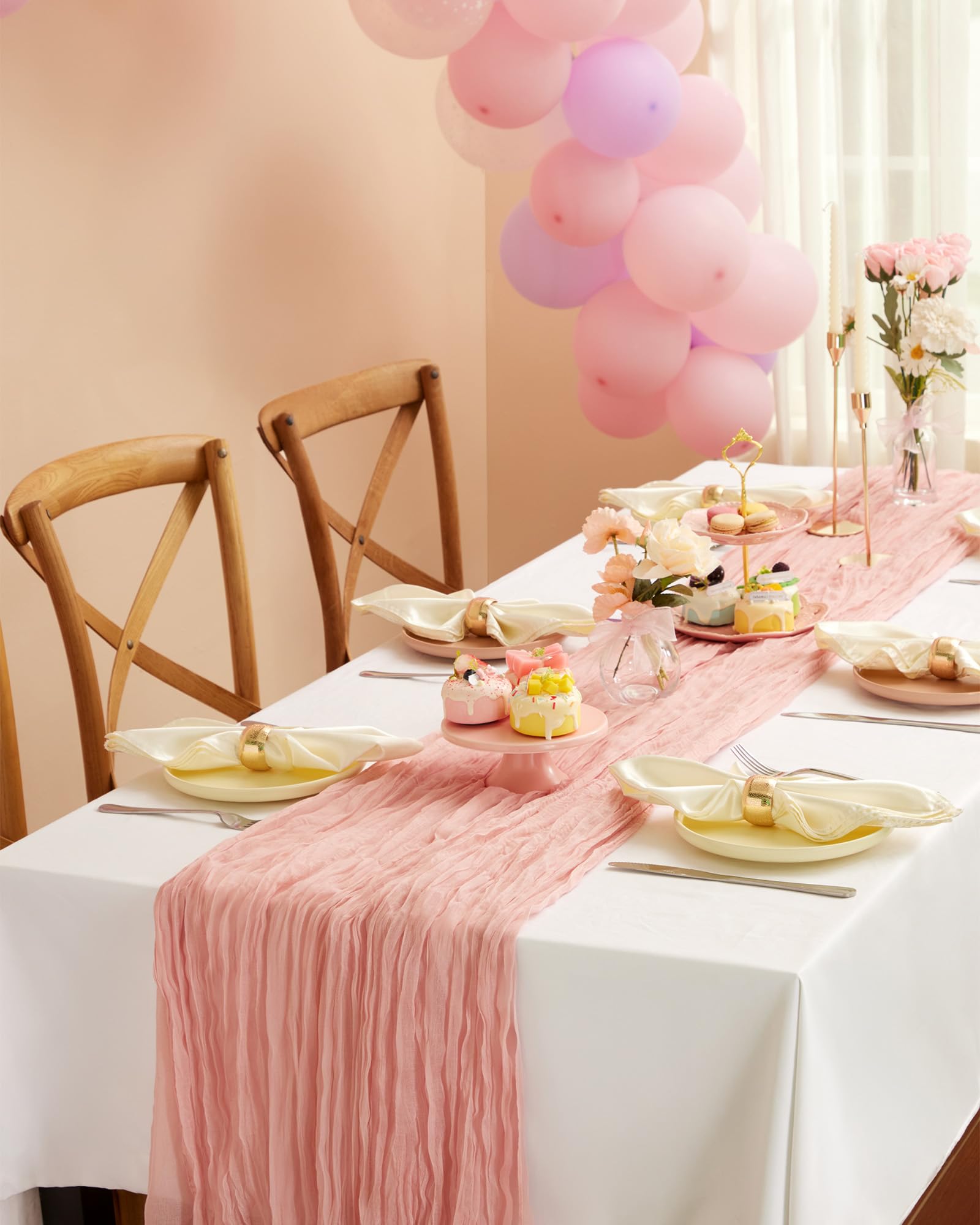 Mantel Pureegg gasa rosa polvo uso en bodas y celebraciones para bebé.