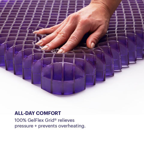 Asas integradas para transportar el cojin Purple Royal sin esfuerzo.
