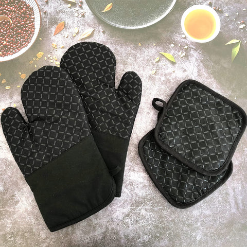 Diseño con colgado práctico Pynqdfu para ordenar la cocina.